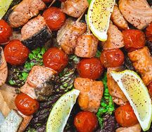 Семга на шпажке с помидорами черри