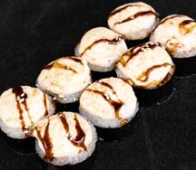 Ролл запеченный с крабом