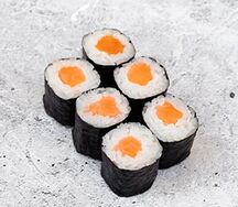 Маки с лососем