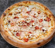 Пицца с лососем терияки