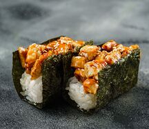 Гункан с угрем