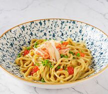 Лапша с крабом Кэбья