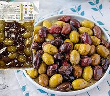 Ассорти из греческих оливок с перцем буково