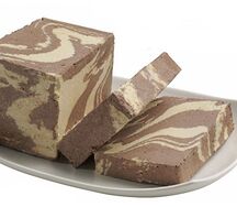 Халва кунжутная греческая ручной работы с шоколадом