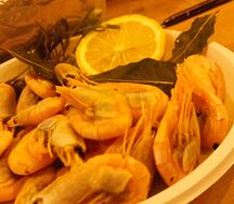 Отварная креветка