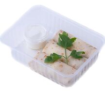 Блинчики с мраморной говядиной и сметаной