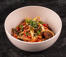 Лапша удон с говядиной