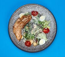 Цезарь с курицей