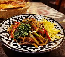 Каурма-лагман