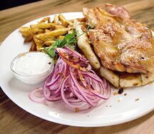 Пилечи Батак на жару и картофель фри