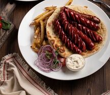 Кобая и картофель фри