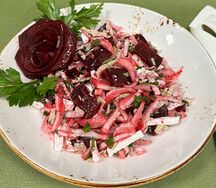 Салат из запеченной свеклы