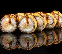 Жареный Посейдон с лососем и крабом