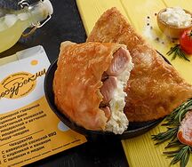 Чебурек с красной рыбой и творожным сыром