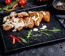 Куриное филе в сырном соусе