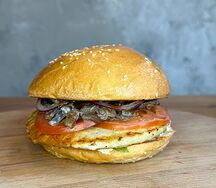 Бургер Грибоедов с куриной котлетой