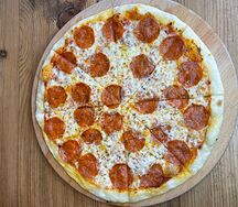 Пепперони, пицца на тонком тесте