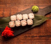 Маки с крабом