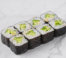 Ролл с авокадо 