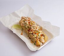 Японский хот-дог с курицей