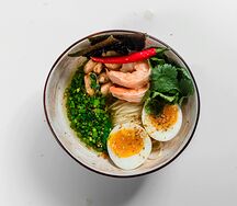 Рамен с морепродуктами