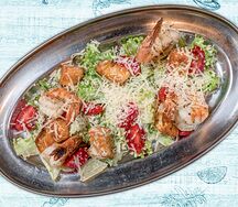 Салат Цезарь с креветками