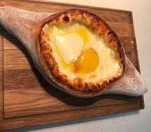 Хачапури по-аджарски