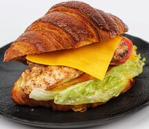 Круассан с курицей