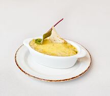 Грибы запечённые в сметано-луковом соусе