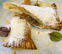 Штрудель Яблоко-груша с корицей и орехами