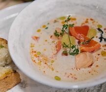 Норвежский сливочный суп с лососем