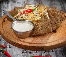 Гренки чесночные