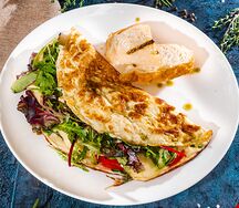 Омлет с сулугуни