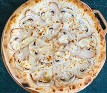 Курица и грибы