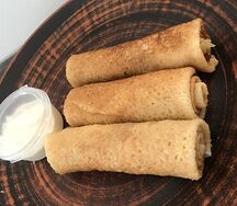 Блины со сметаной