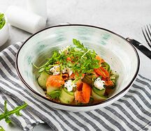 Салат с лососем