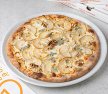 Пицца Горгонзола с грушей, 28 см