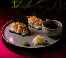 Авторский ролл с креветкой