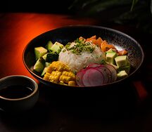 Поке с лососем