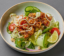 Салат с хрустящей говядиной