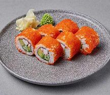 Ролл Калифорния со снежным крабом