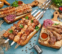 Ассорти шашлыков и люля-кебабов
