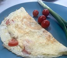 Омлет с томатами