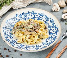 Паста с говядиной и грибами в сливочном соусе