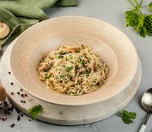 Ризотто с белыми грибами в сливочном соусе