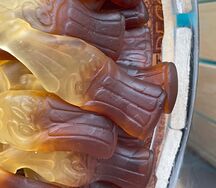 Гигантская кола