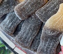 Гигантская кола в сахаре