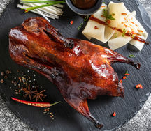 Утка по-пекински целая