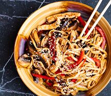 Удон с курицей