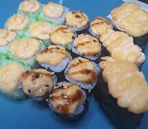 Сет запеченный с гунканами